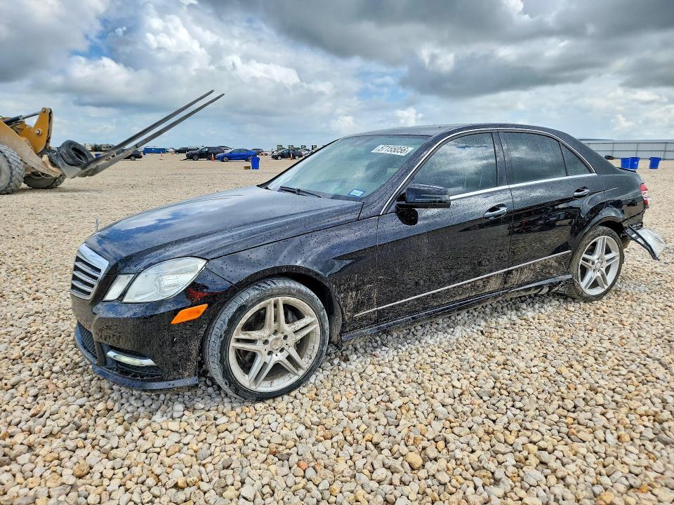 2013 Mercedes-Benz E — фото 1