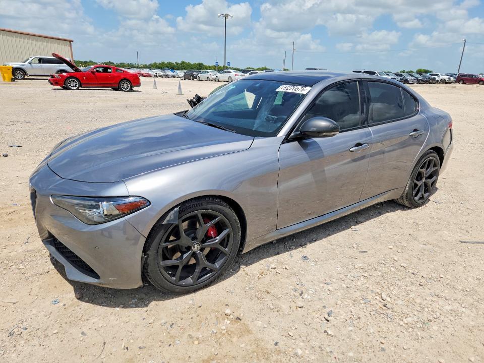 Alfa Romeo Giulia