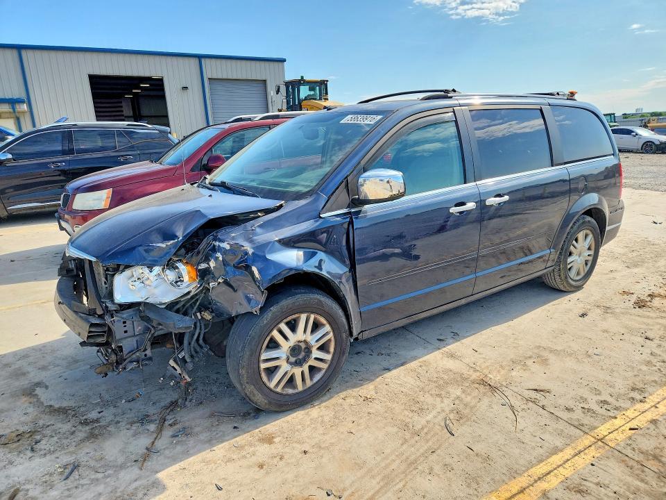 Chrysler Town Country
