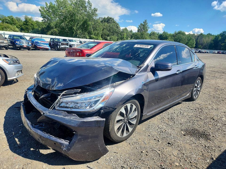 2017 Honda Accord — фото 1