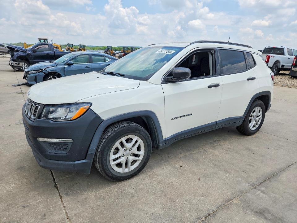 2019 Jeep Compass — фото 1