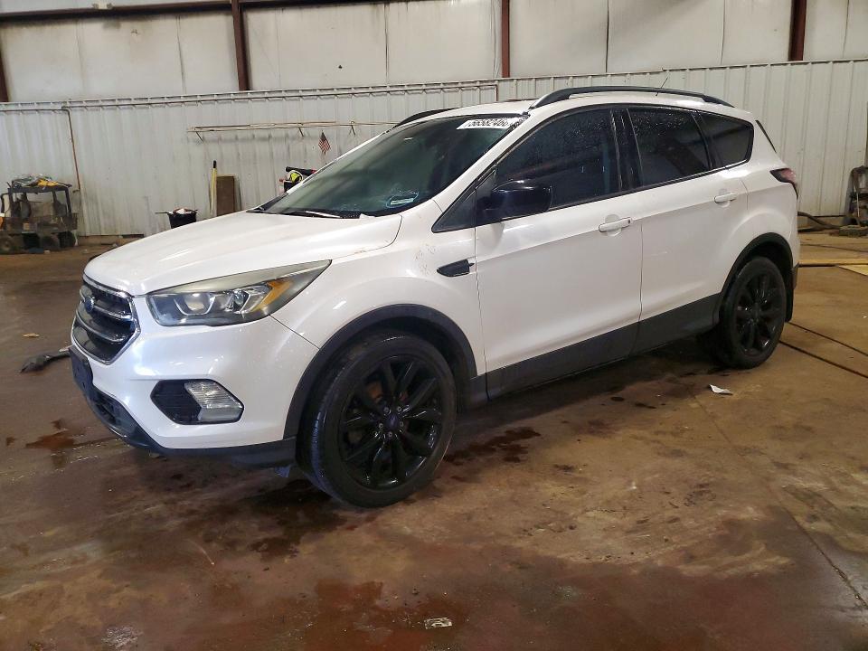 2017 Ford Escape — фото 1
