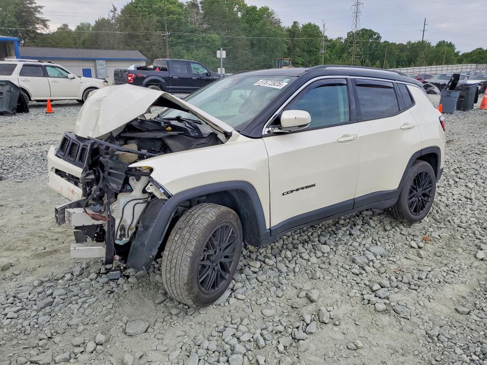 2018 Jeep Compass — фото 1