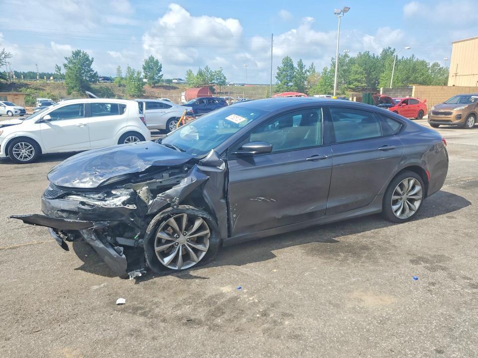Chrysler 200