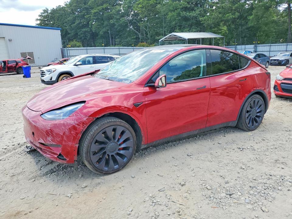 2021 Tesla Model Y — фото 1