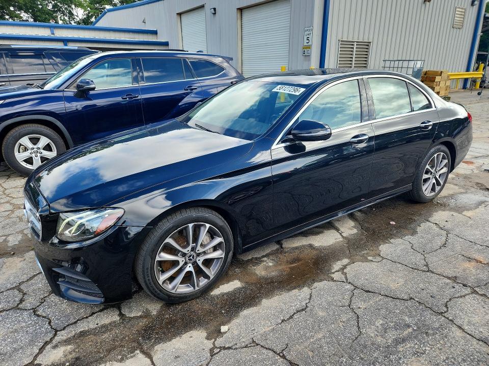 Mercedes-Benz E