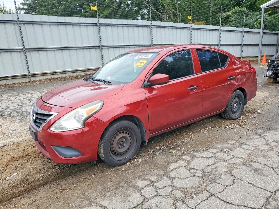 Nissan Versa