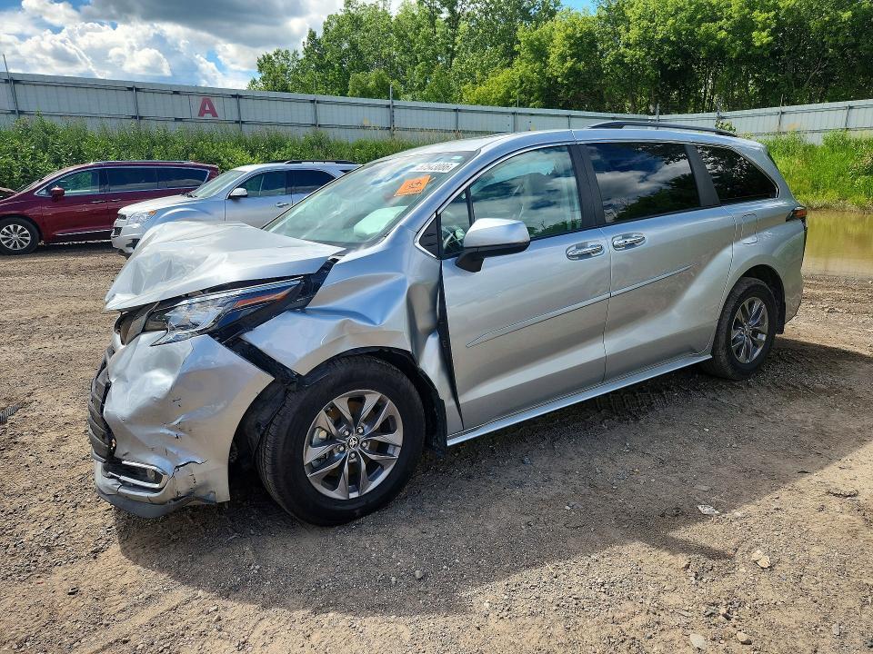 Toyota Sienna