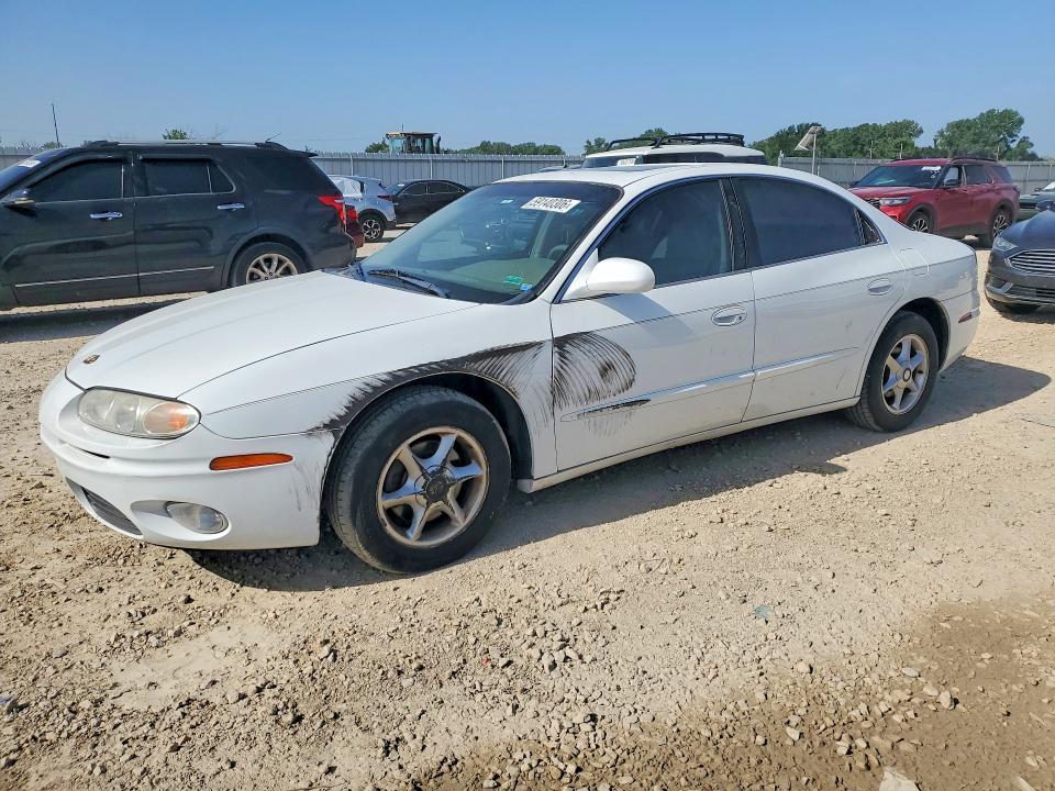 Oldsmobile Aurora