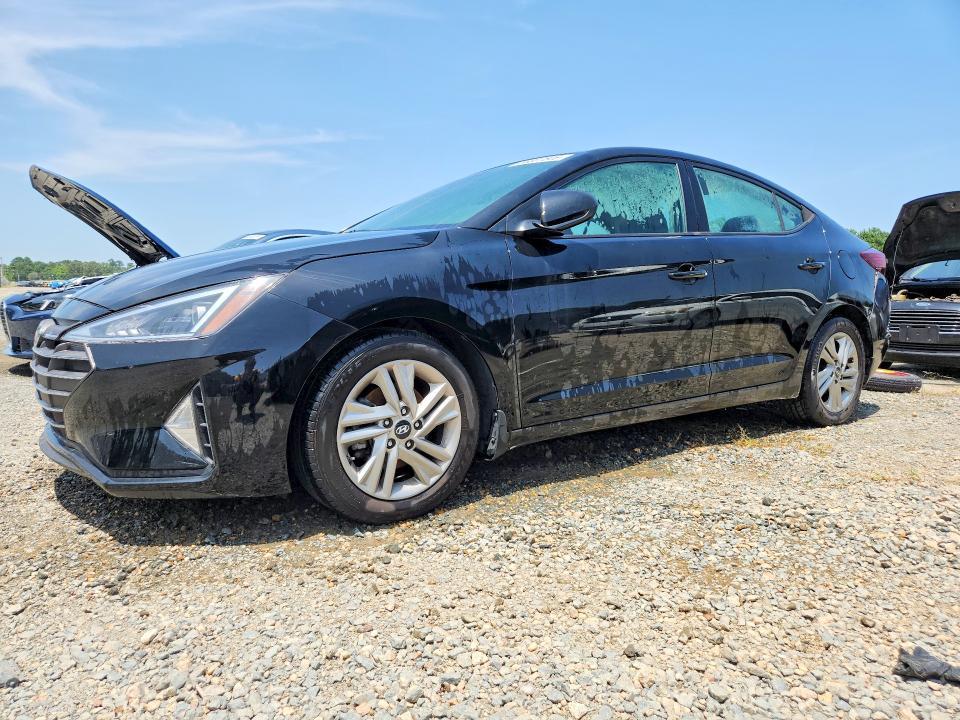 2020 Hyundai Elantra — фото 1