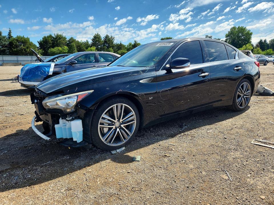 2015 Infiniti Q50 — фото 1