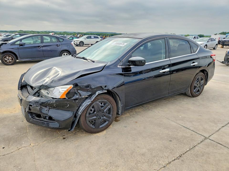 2015 Nissan Sentra — фото 1