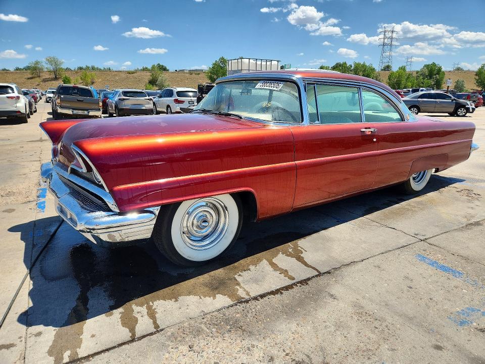 Lincoln Premier