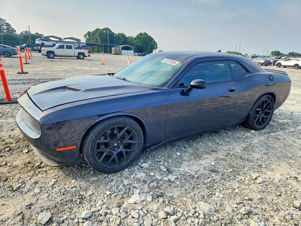 2016 Dodge Challenger — фото 1