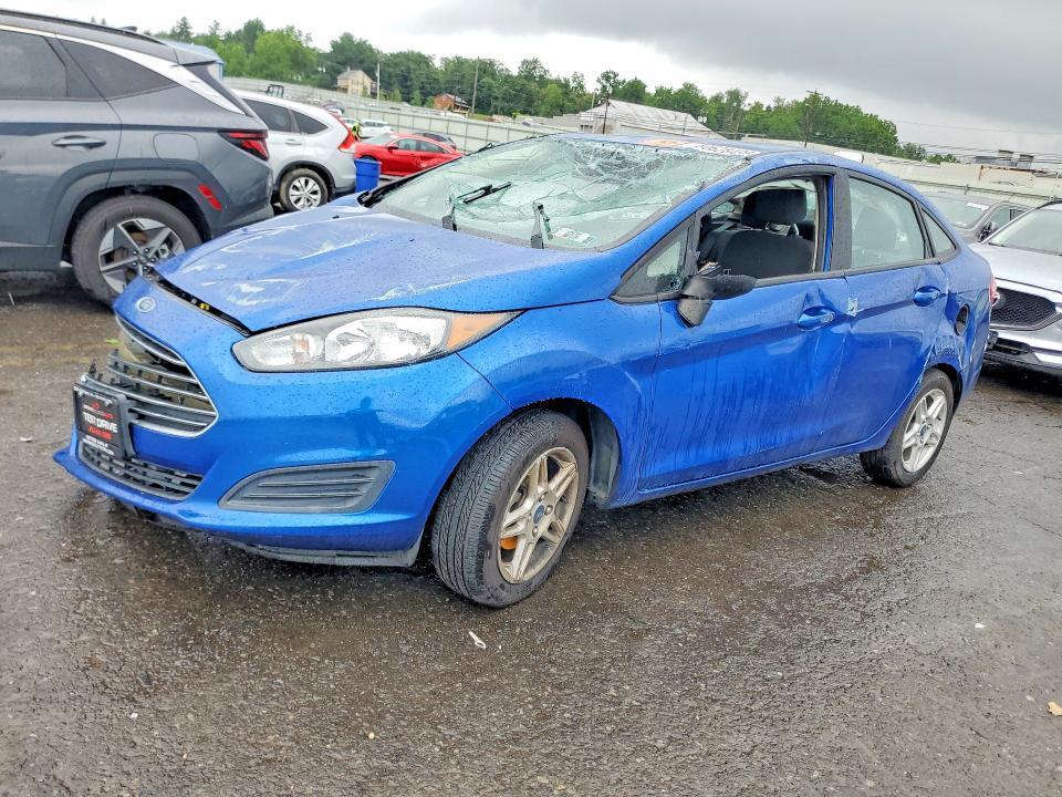 2019 Ford Fiesta — фото 1