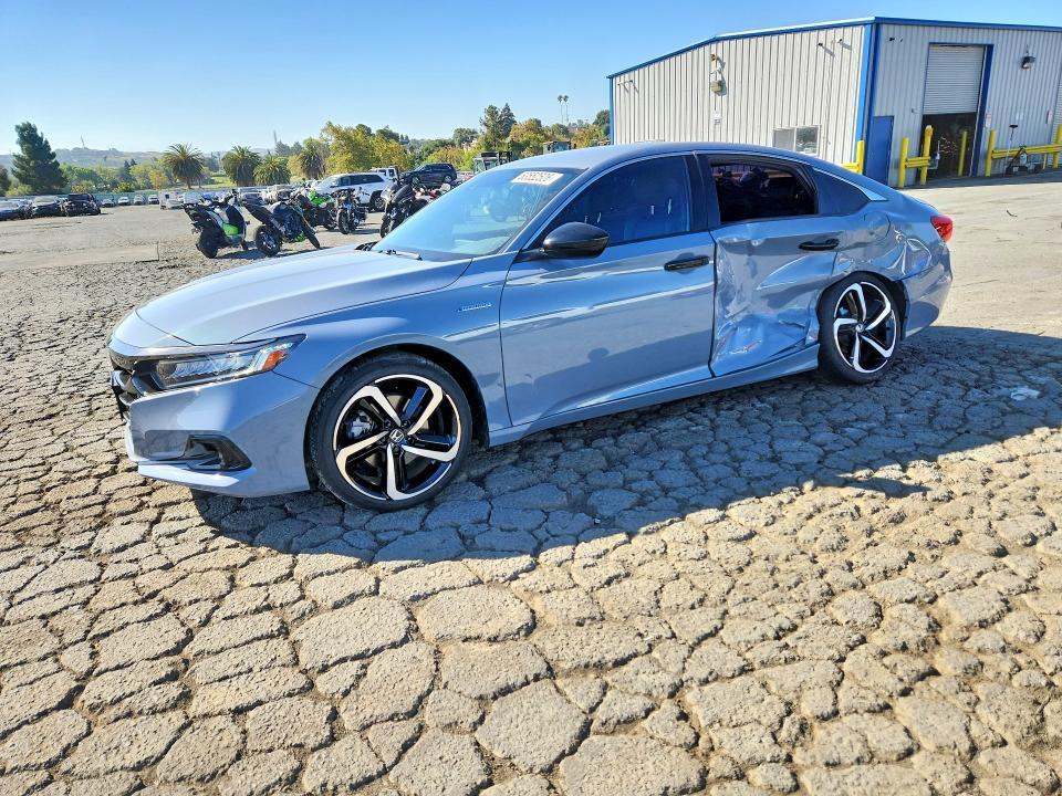 2022 Honda Accord — фото 1