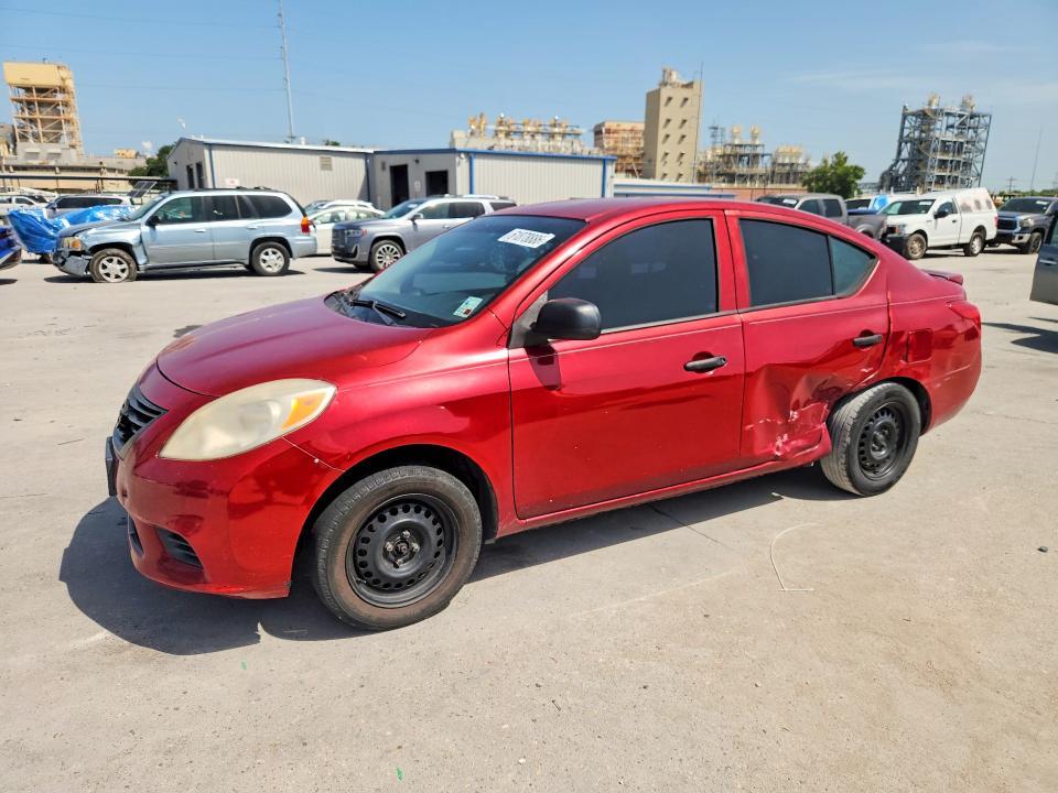Nissan Versa