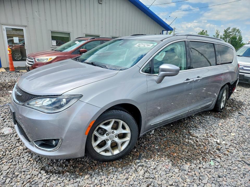Chrysler Pacifica