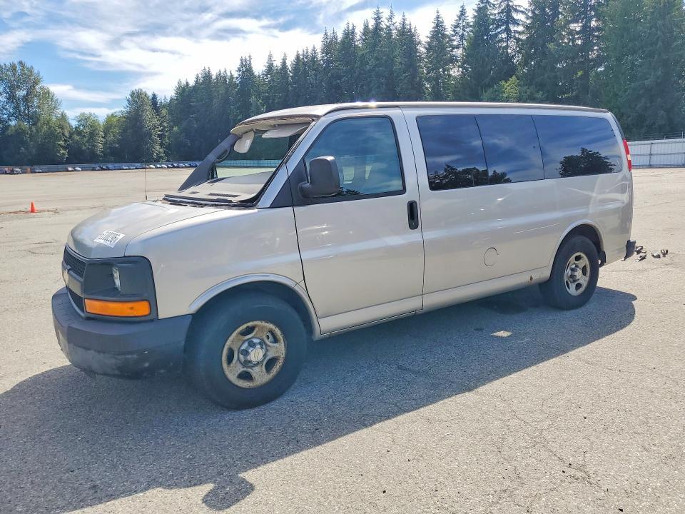 2008 Chevrolet Express G1500 — фото 1