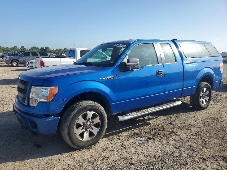 2013 Ford F150 — фото 1