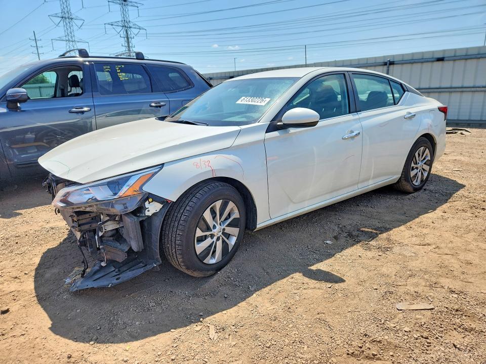 2019 Nissan Altima — фото 1