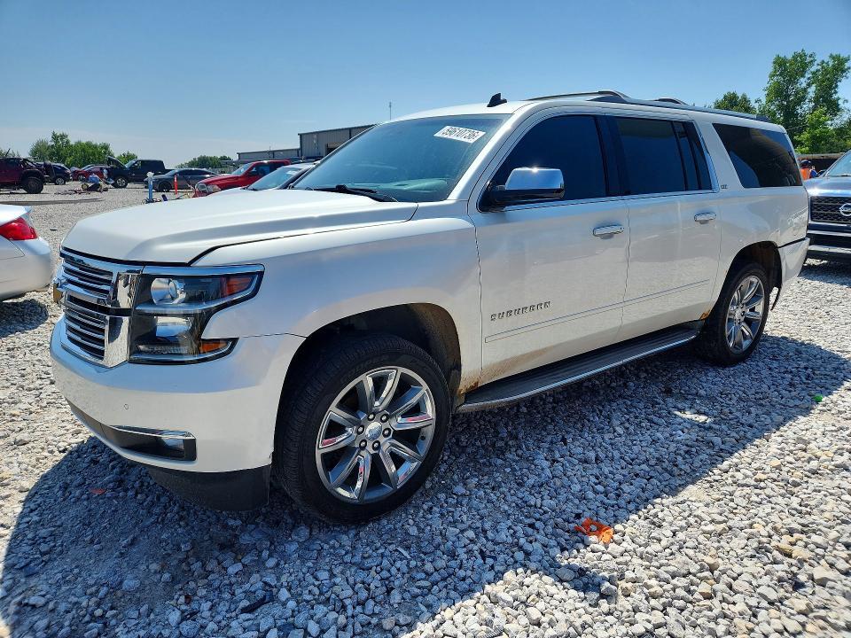 2015 Chevrolet Suburban — фото 1