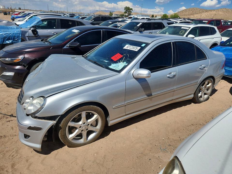 2007 Mercedes-Benz C — фото 1
