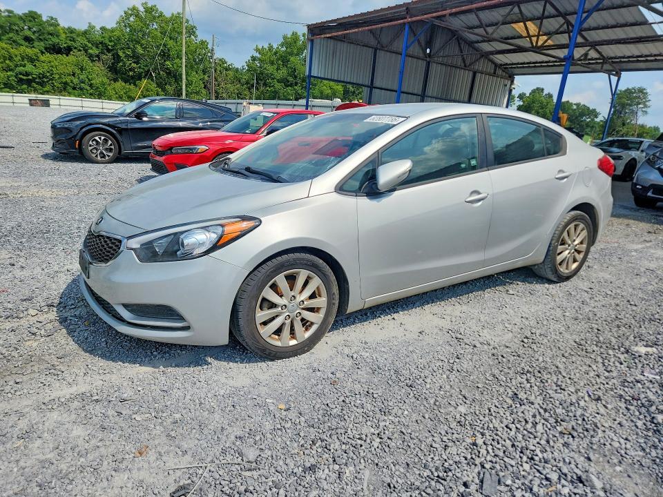2016 Kia Forte — фото 1