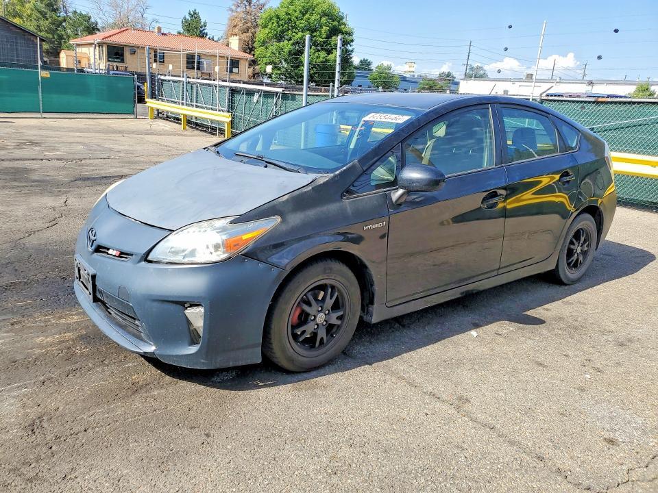 2014 Toyota Prius — фото 1