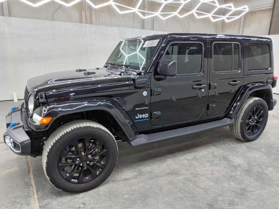 2023 Jeep Wrangler — фото 1