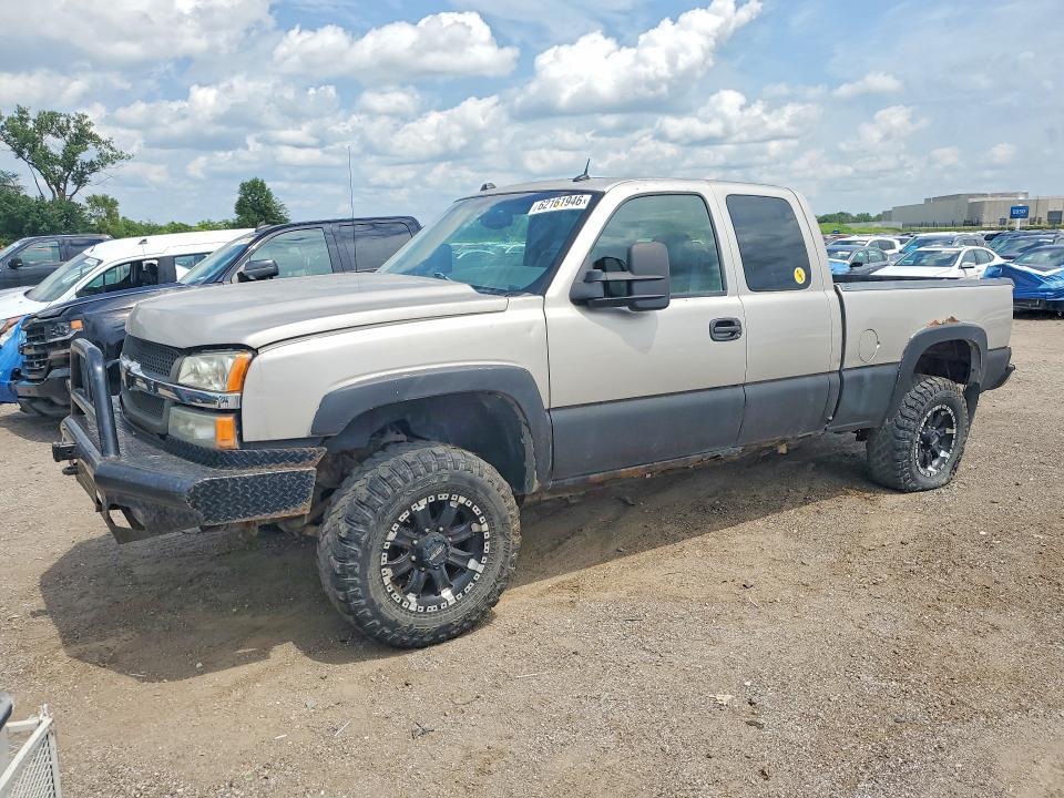 2005 Chevrolet Silverado — фото 1