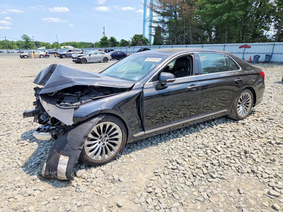 2018 Genesis G90 — фото 1