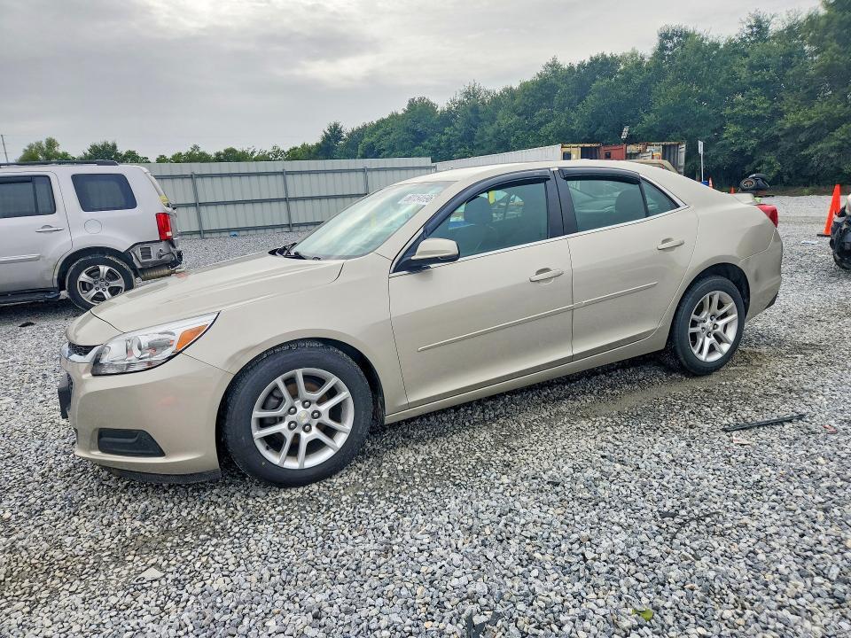 2015 Chevrolet Malibu — фото 1