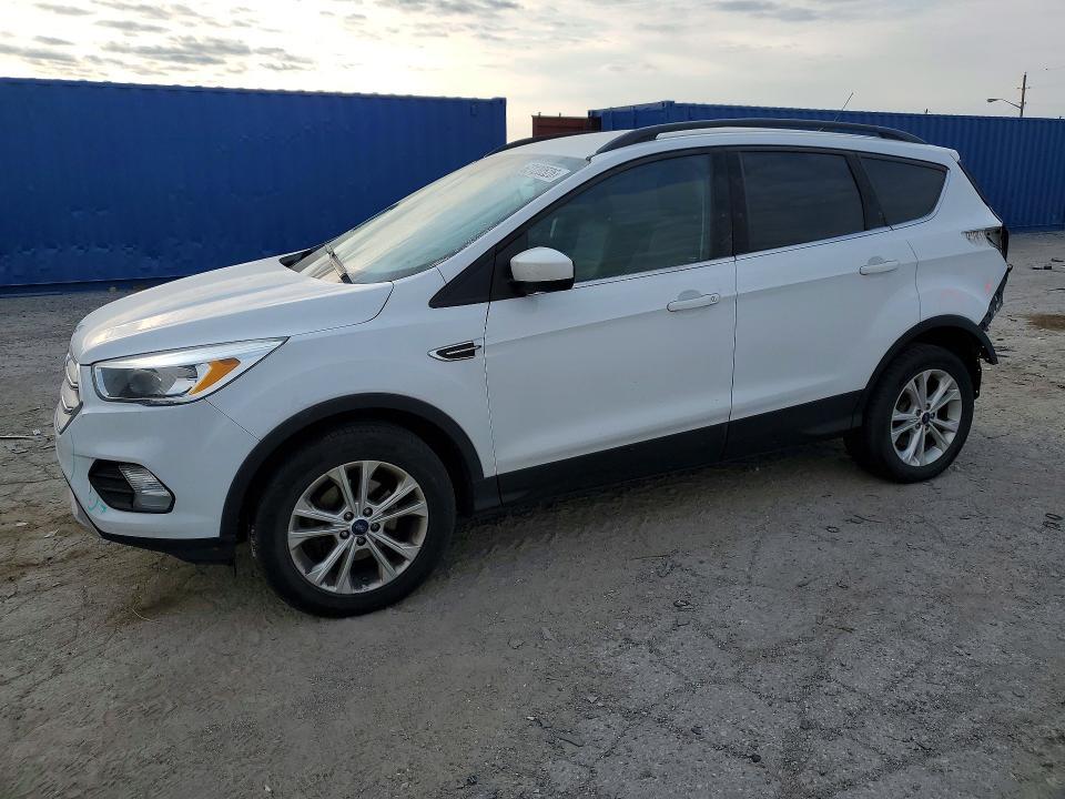 2018 Ford Escape — фото 1