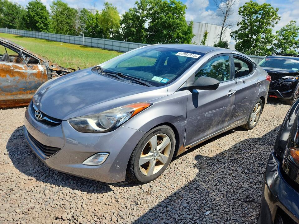 2012 Hyundai Elantra — фото 1