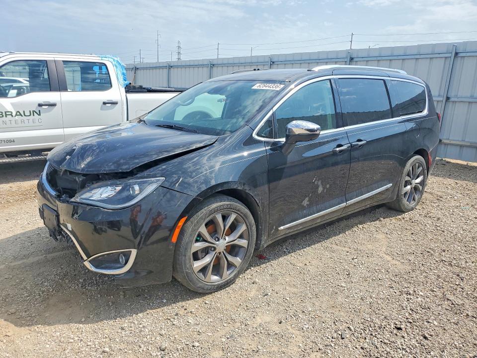 2017 Chrysler Pacifica — фото 1