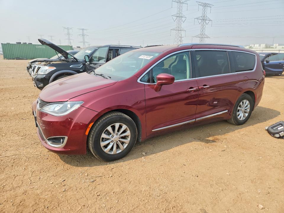 2019 Chrysler Pacifica — фото 1