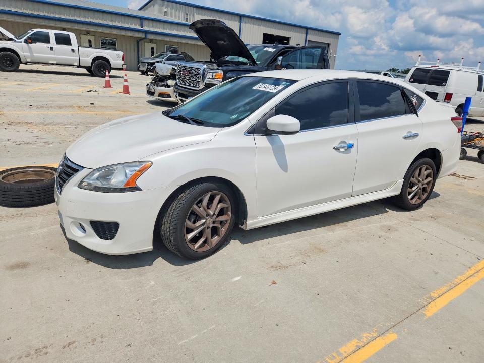 2013 Nissan Sentra — фото 1