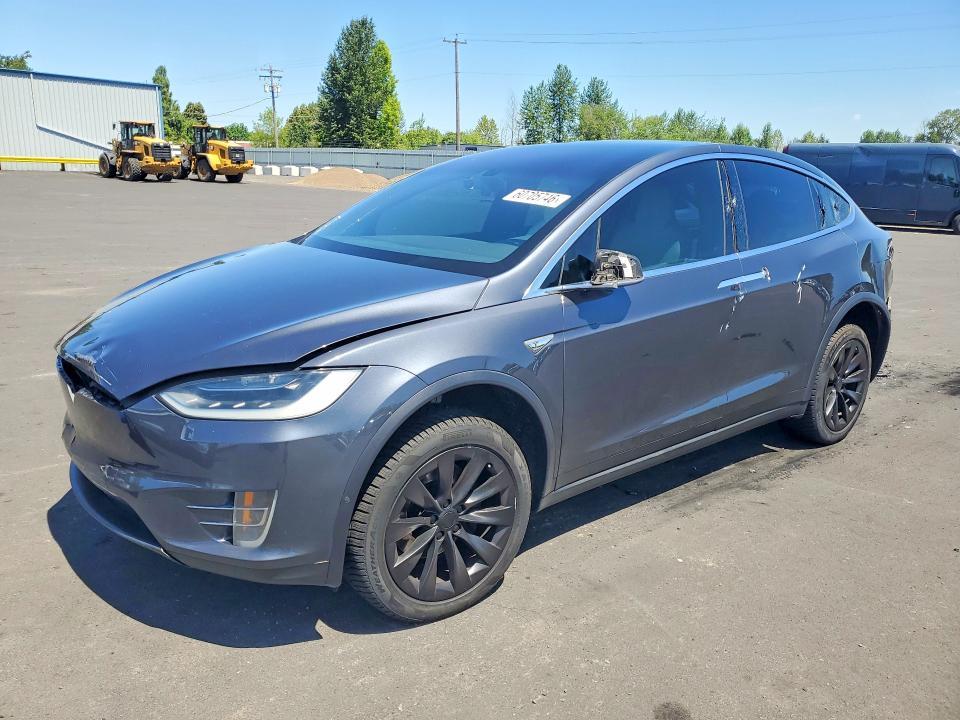 2016 Tesla Model X — фото 1