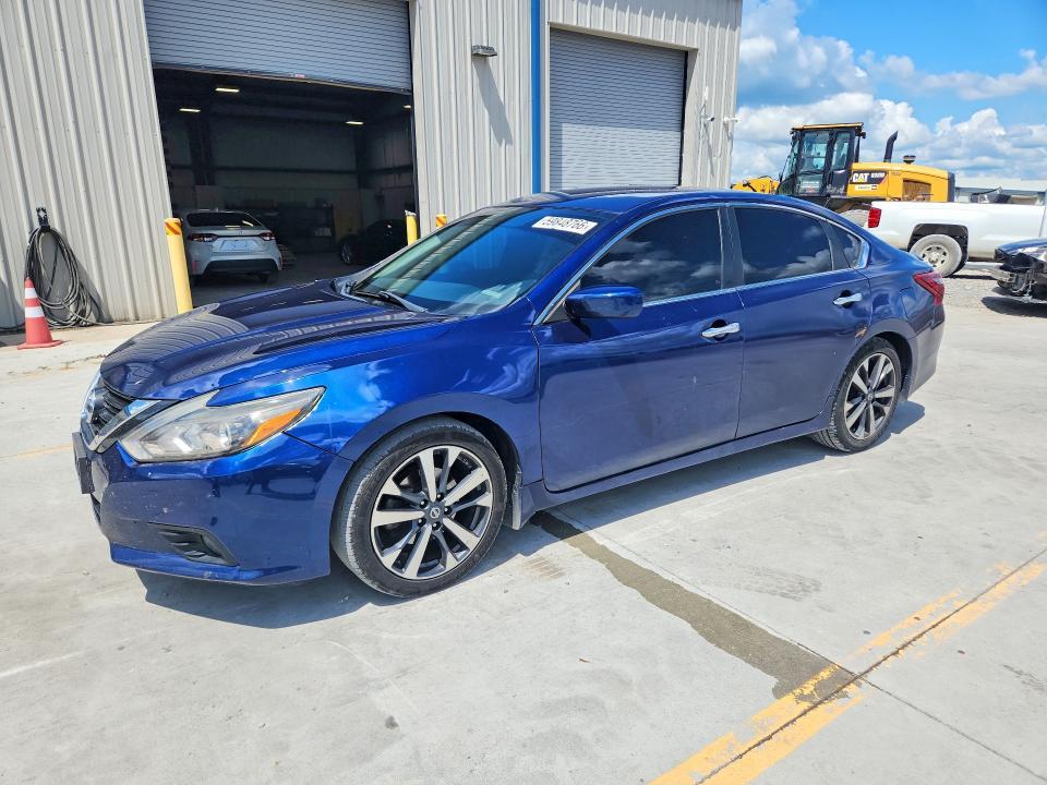 2017 Nissan Altima — фото 1