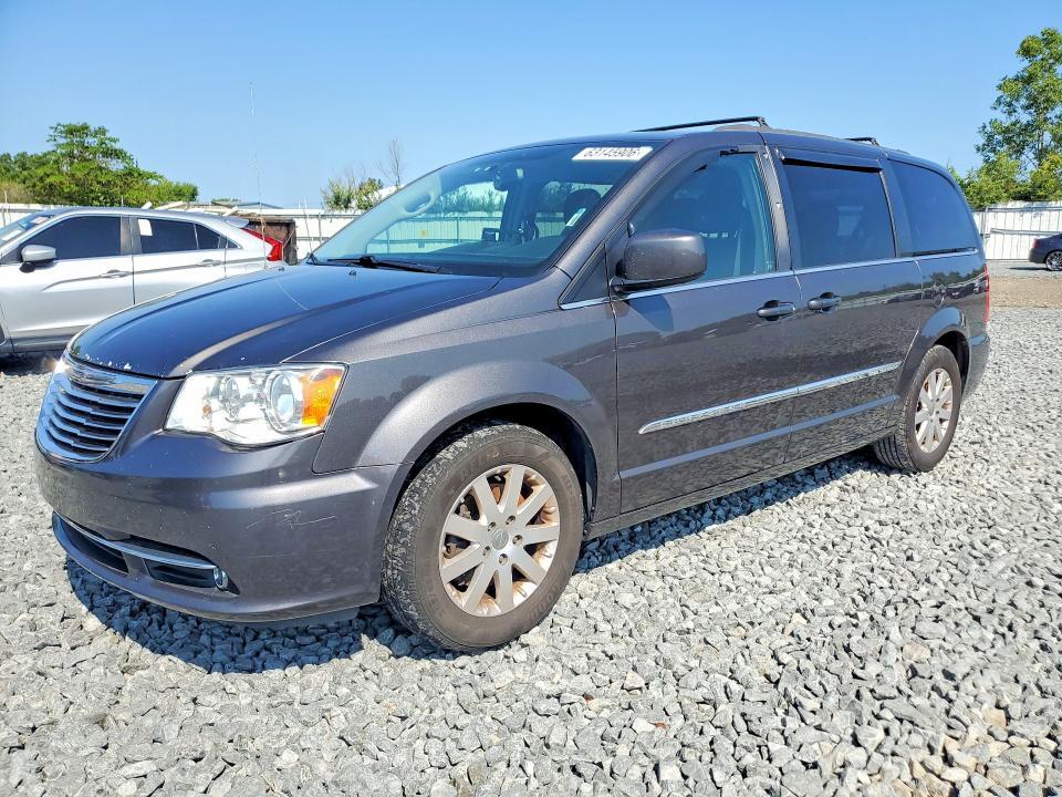 2016 Chrysler Town Country — фото 1