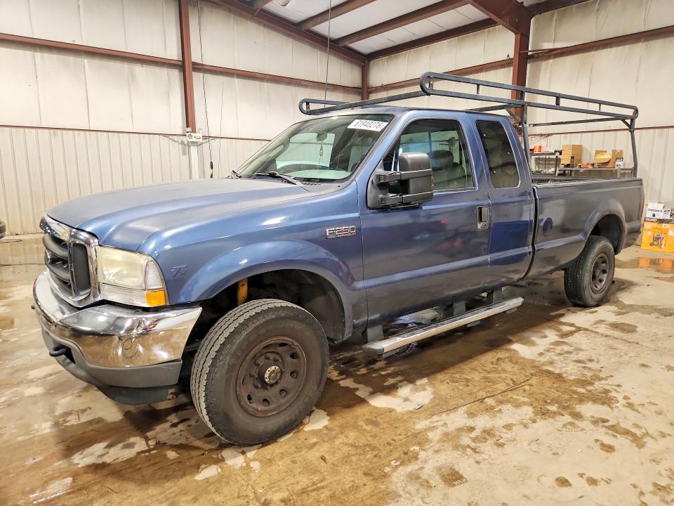 2004 Ford F250 — фото 1
