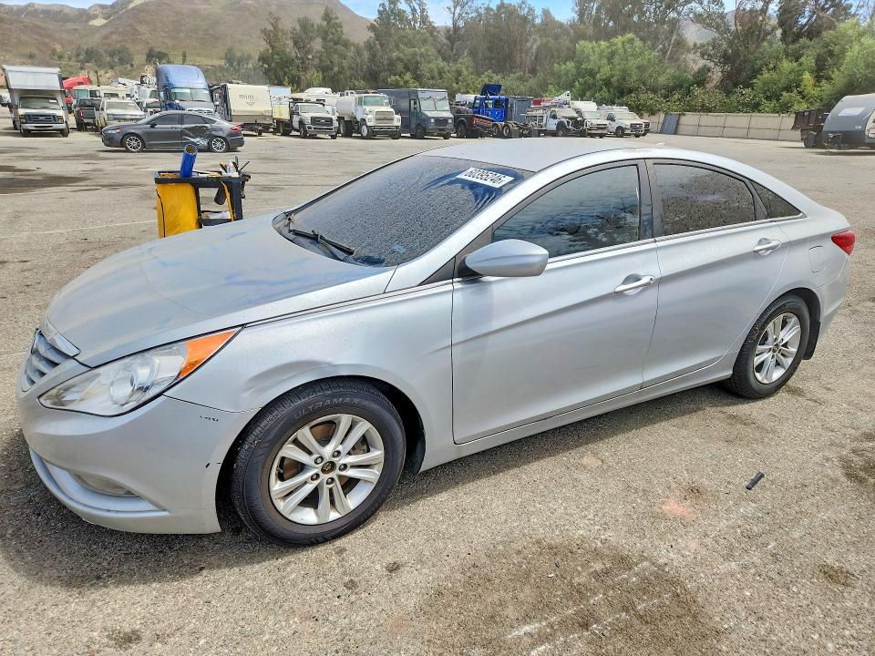 2013 Hyundai Sonata — фото 1