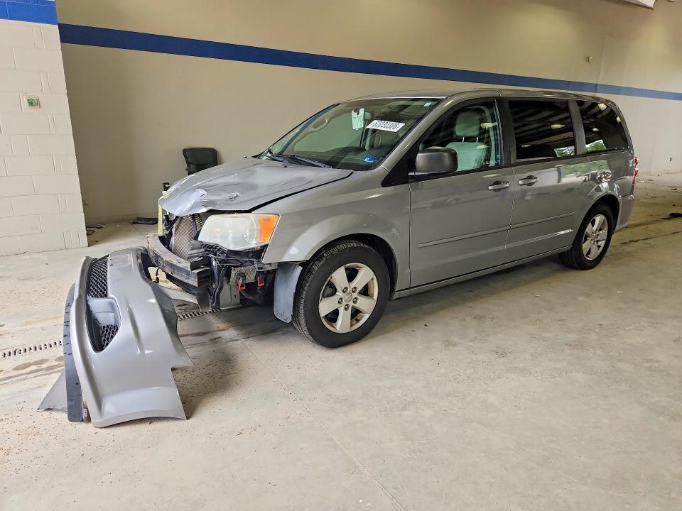 2013 Dodge Grand Caravan — фото 1