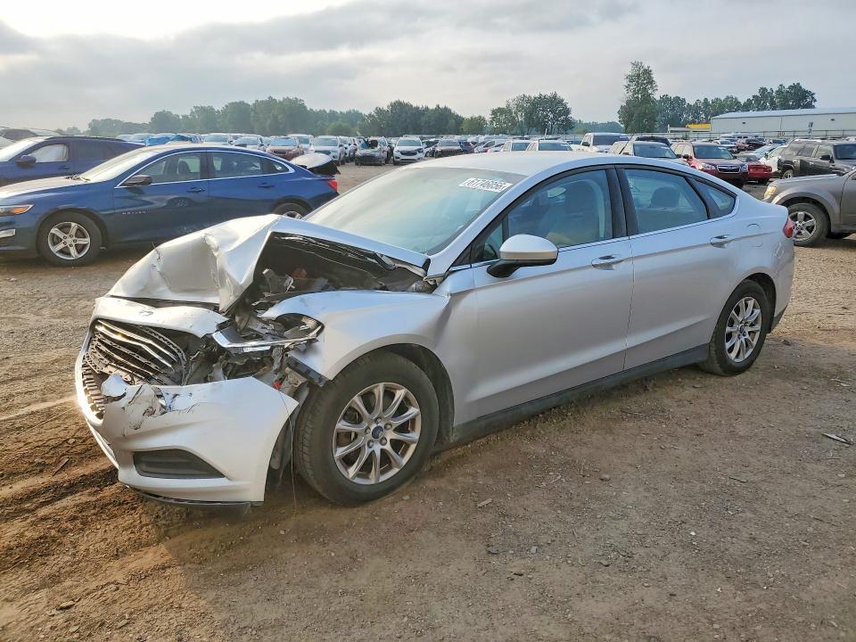 2016 Ford Fusion — фото 1
