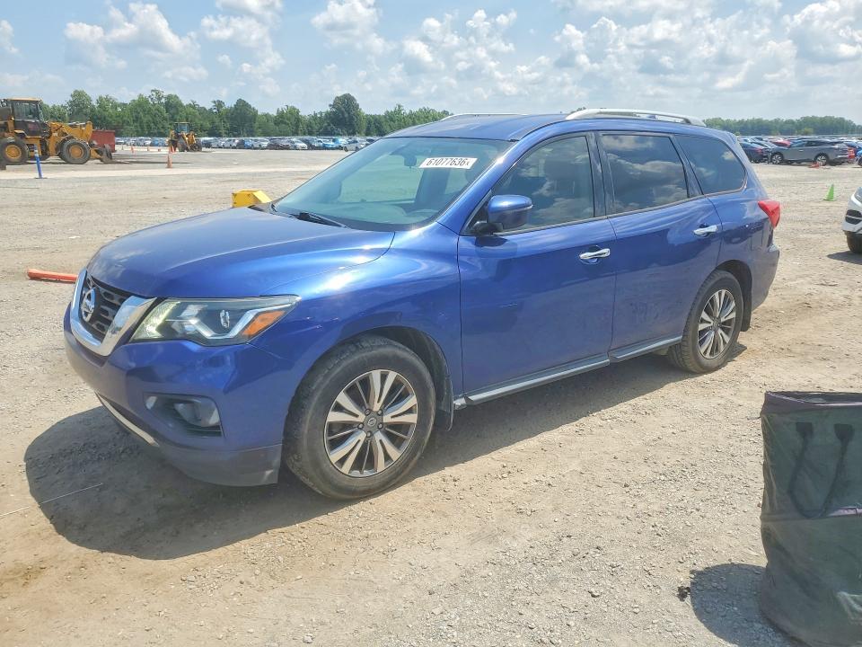 2019 Nissan Pathfinder — фото 1