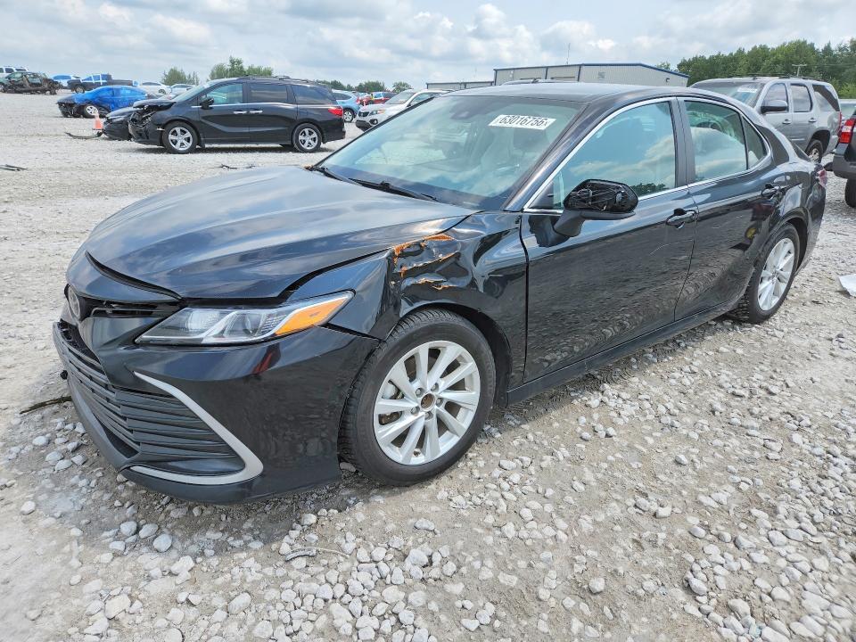 2023 Toyota Camry — фото 1