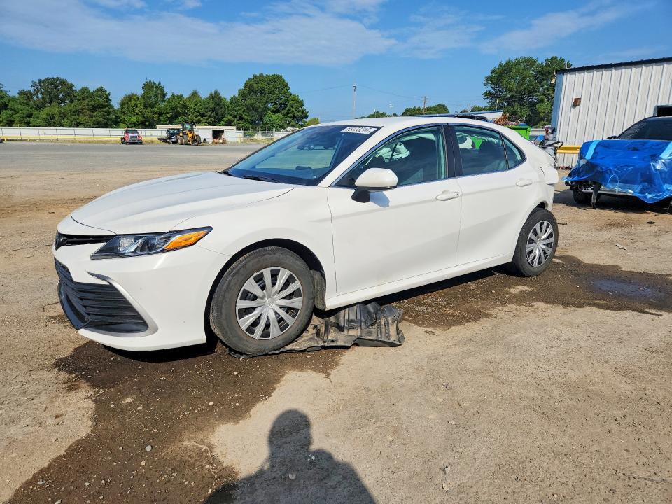 2023 Toyota Camry — фото 1