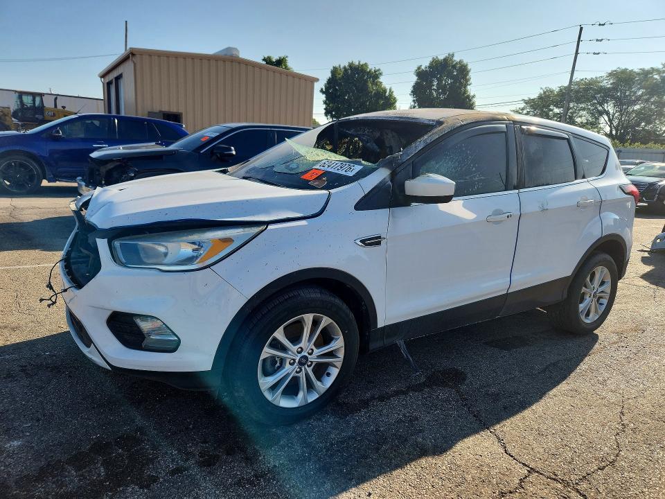 2019 Ford Escape — фото 1