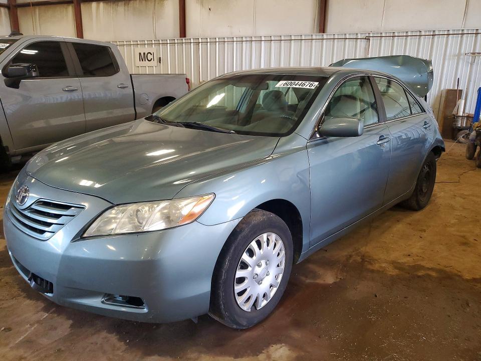 2009 Toyota Camry — фото 1